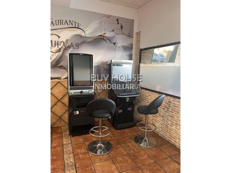 Foto c29bc5f2-a649-46db-bd54-2bef9b607534. Affitto locale commerciale in Yuncos