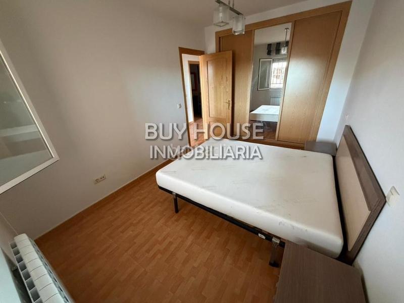 Foto d1a22aac-0269-46e7-9765-72f1e13665ef. Affitto chalet con parcheggio in Añover de Tajo