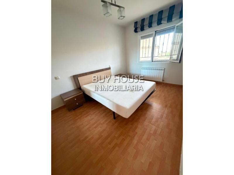 Foto aa350fe7-14d6-4cb4-a948-cf4fccae3874. Xalet amb aparcament a Añover de Tajo