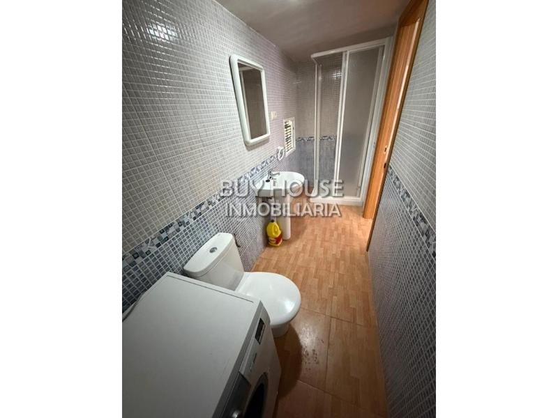 Foto bf2f962b-1e26-4055-b320-0d576fa5c5d2. Xalet amb aparcament a Añover de Tajo