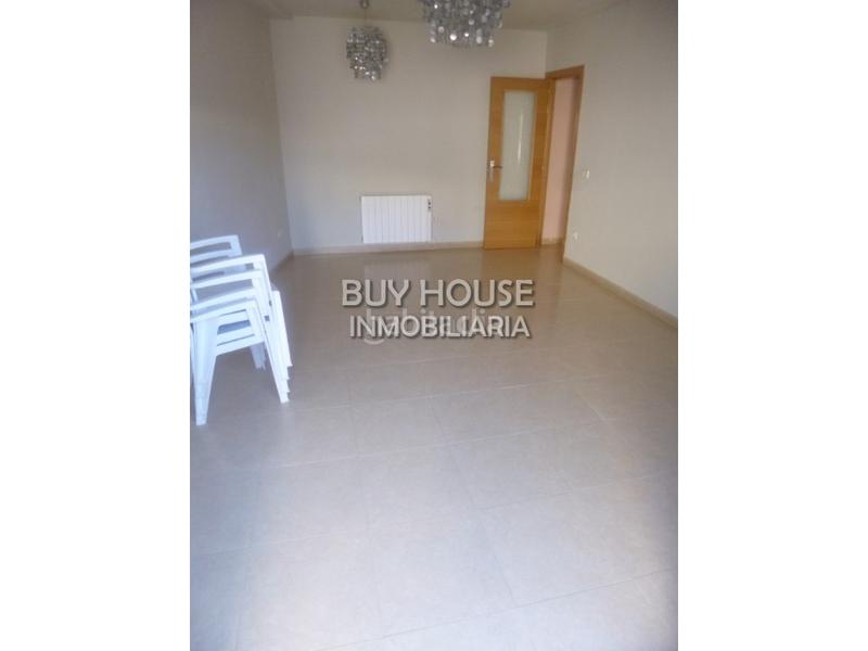 Foto 388f7990-3ae5-4fd9-9f84-4de5cd70f072. Appartamento con parcheggio in Numancia de la Sagra