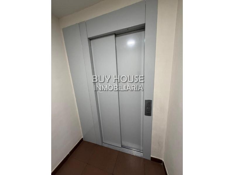 Foto a333484c-e2a4-4e4e-8fb7-f08c8f2cb039. Pis amb aparcament a Borox