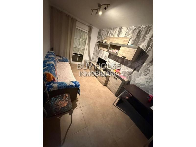 Foto c4271ed7-c163-4f3c-ab3f-4702311f2a81. Pis amb aparcament a Borox