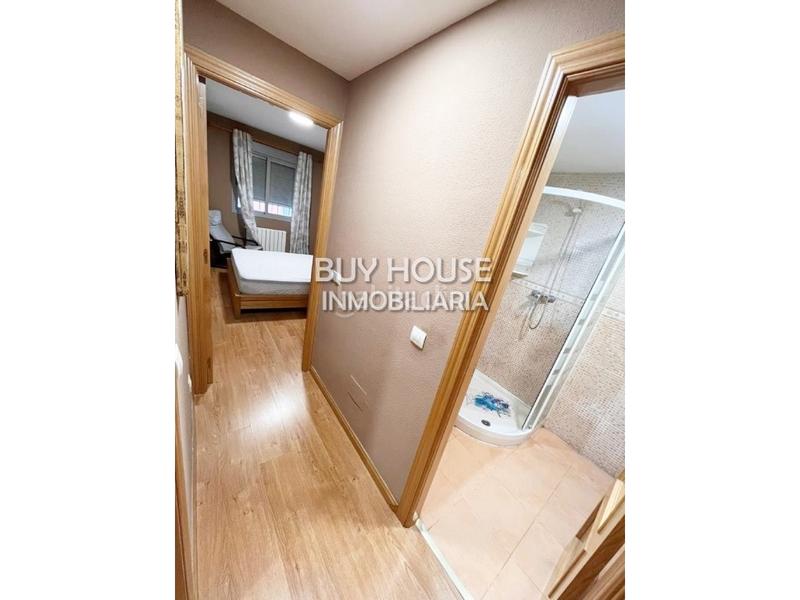 Foto 1c268db6-f824-42df-bc28-4a00fea3d9e5. Alquiler piso  en pleno centro toledo. en Yuncos