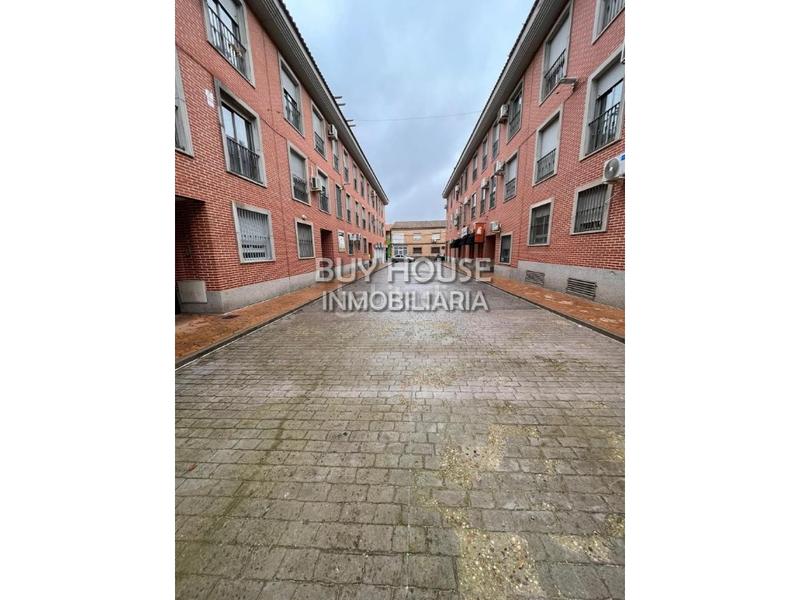 Foto e3158b83-00d2-420a-9b53-7f685bacfc14. Alquiler piso  en pleno centro toledo. en Yuncos