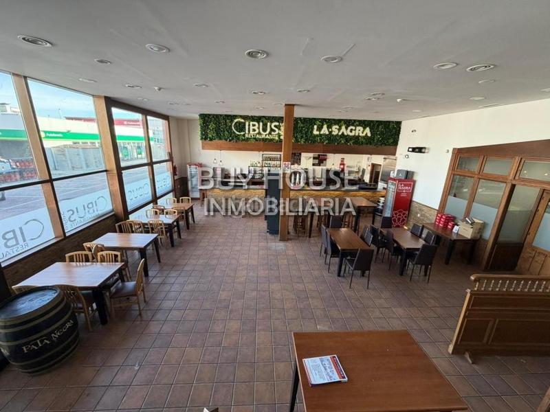 Foto 66a21068-9d9a-483f-ac5c-4c602327a211. Lloguer local comercial a Estación-Cruz Roja Illescas