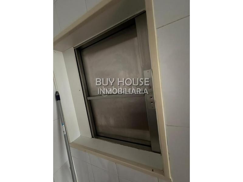 Foto 059dc107-d5db-4826-8bed-f18be8a1739e. Location local commercial dans Estación-Cruz Roja Illescas