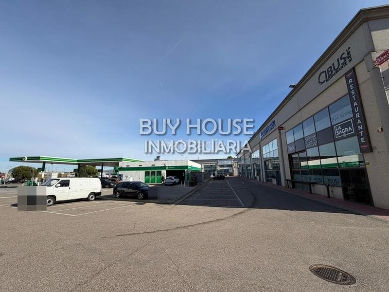 Foto adbe1f51-3022-4fb8-84e3-03c8b90d3f98. Location local commercial dans Estación-Cruz Roja Illescas