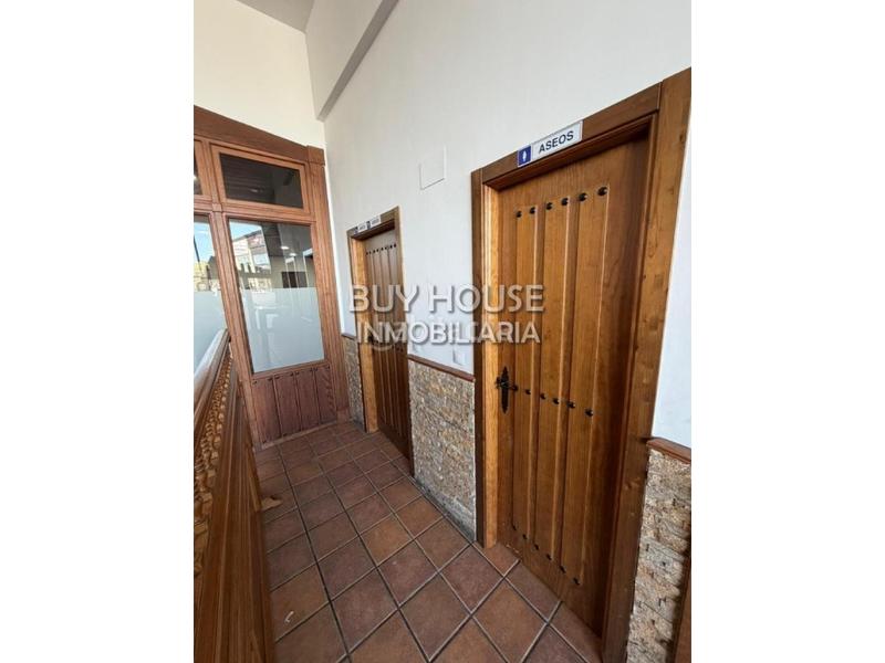 Foto 194a0e04-4d32-4321-93c1-4e2e63db4fb5. Rent business premise in Estación-Cruz Roja Illescas