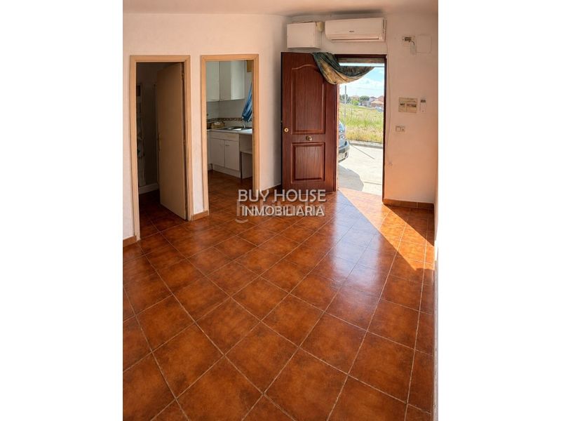 Foto db194f33-cc26-47ee-aa53-cd9686d8293a. Xalet a Bargas