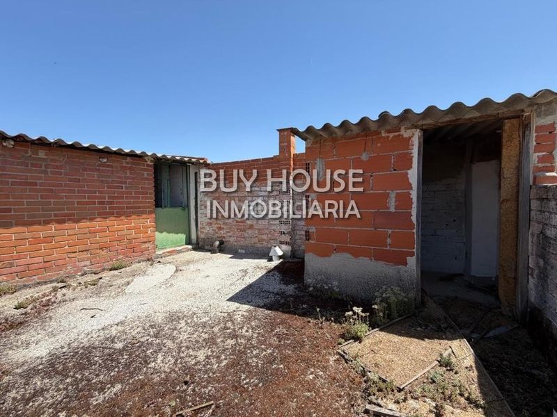 Foto aacfb575-f7d8-4aca-8f32-1bdf83053e13. Xalet a Gerindote