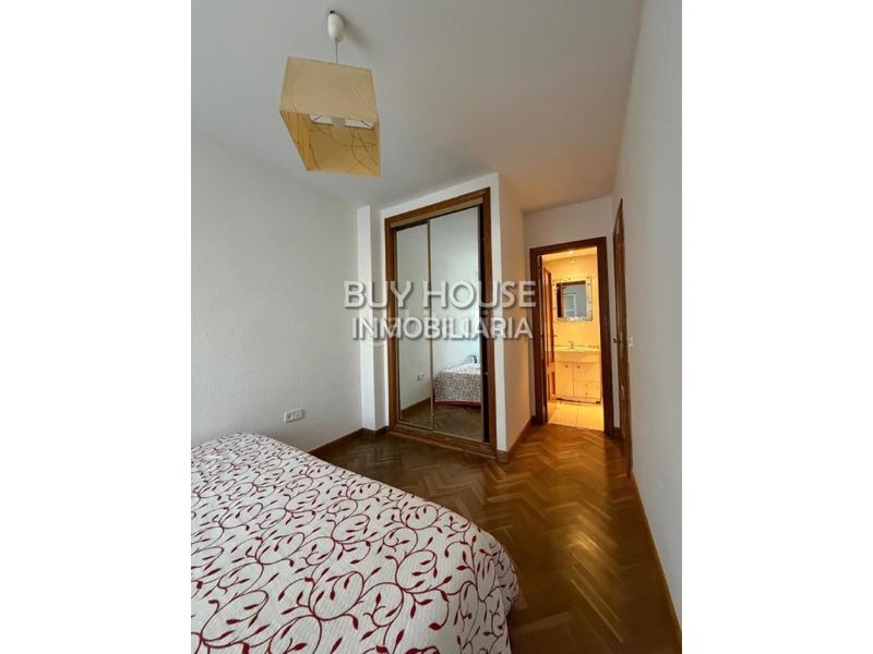 Foto 665e56e8-b46a-4a11-8433-c809e43b9ea9. Pis a San Isidro Getafe