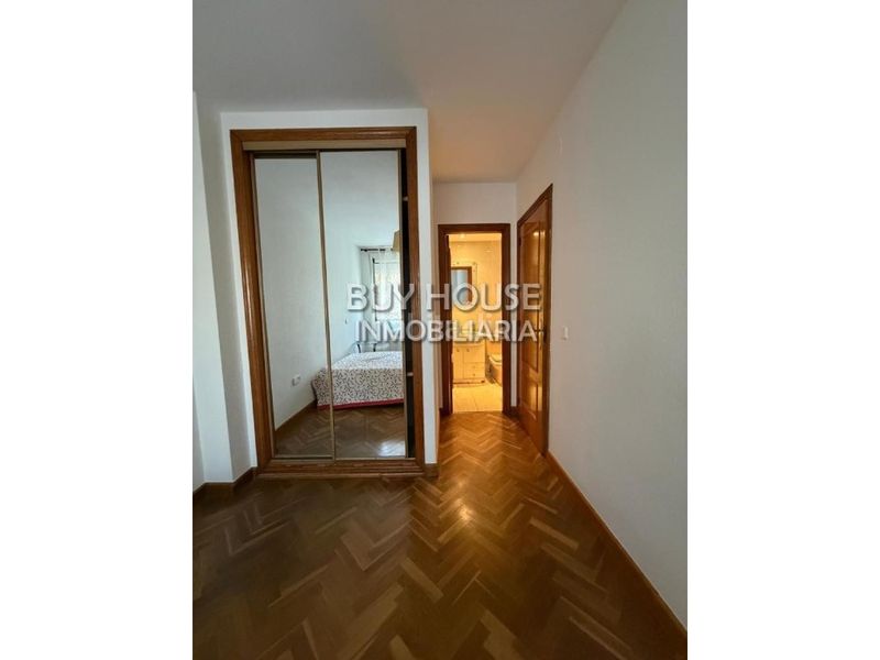 Foto f7a1a591-9580-4cce-a707-210912e84de3. Pis a San Isidro Getafe