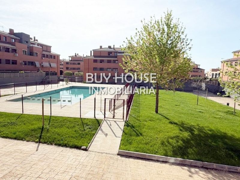 Foto aa8b1c8c-25fc-4d6c-bfbe-624d41f8e21b. Pis amb aparcament a señorío de Illescas Illescas