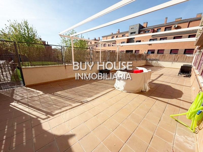 Foto ad57c625-46c1-4045-b5bc-dc752cd61273. Pis amb aparcament a señorío de Illescas Illescas