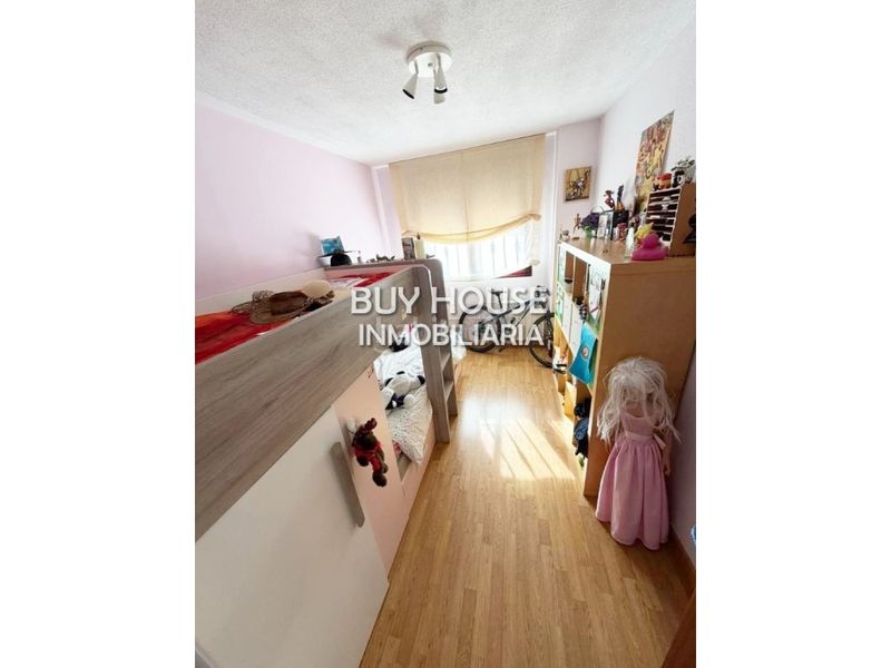 Foto b6adee63-697f-41dc-8065-7251cce5a820. Pis amb aparcament a señorío de Illescas Illescas