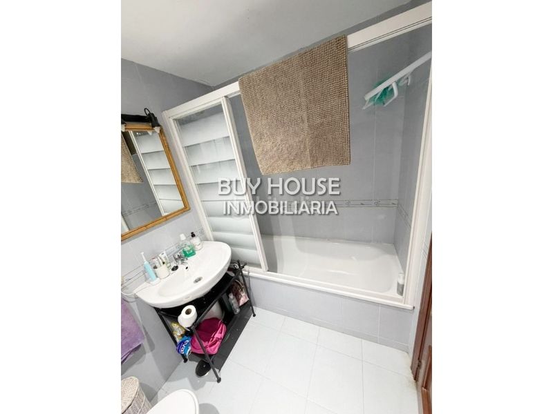 Foto d735389d-f249-44c8-8a93-04c8d809bd70. Pis amb aparcament a señorío de Illescas Illescas