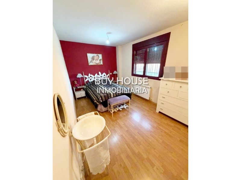 Foto e2b7047d-dd96-4030-8080-9cbcab3d6c7f. Pis amb aparcament a señorío de Illescas Illescas