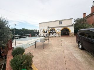 Chalet in Palomeque. Chalet independiente en palomeque toledo.