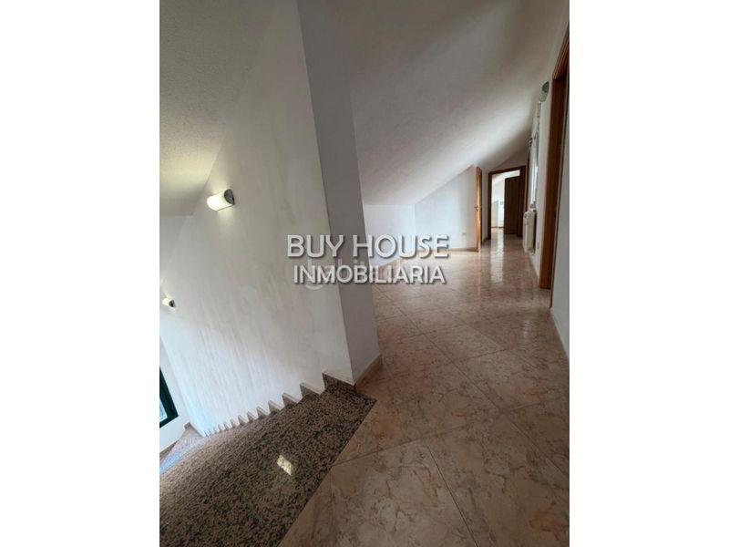 Foto b7a0d721-0c15-4ff5-9e1d-8ef03187f2c7. Pis a Centro Illescas