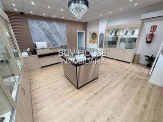Lloguer Local Comercial a Centro. Traspaso de joyería en pleno centro de illescas  oportunidad de