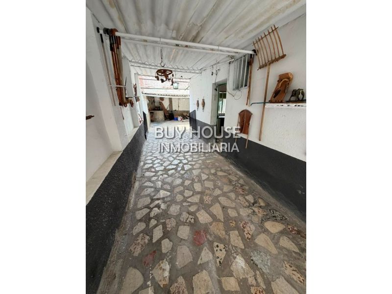 Foto f28fb1df-16e0-4d30-aecf-1ad1fa8ac6b8. Casa amb aparcament a Estación-Cruz Roja Illescas