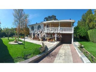 Chalet in Villaluenga de la Sagra. Impresionante chalet independiente en villaluenga de la sagra co