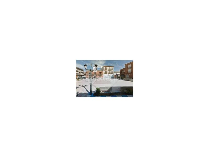 Foto a97eb250-0bbf-4137-ac02-7ed5bb523fa8. Pis a Lominchar