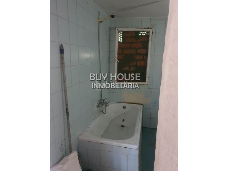 Foto 18c7d0c6-6837-4cfd-aa42-a72405c3094f. Terreno residencial parcela de 623 m y piscina privada madrid en Serranillos del Valle