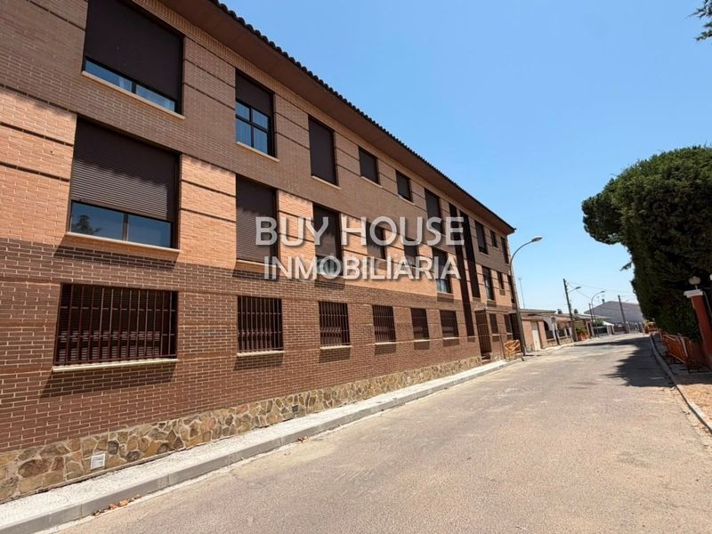 Foto 563150b2-65b0-426c-841f-0f0154c44abb. Pis amb aparcament a Camarena