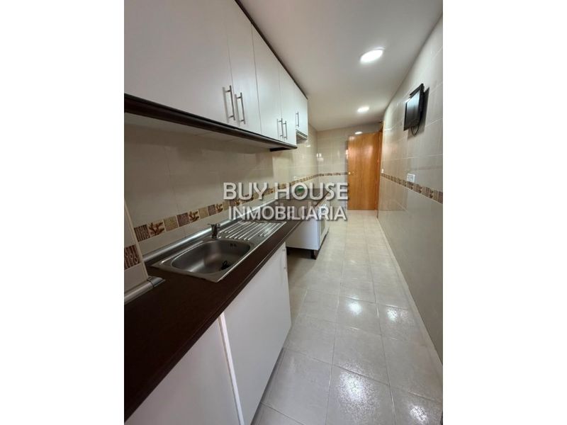 Foto e2f2a979-7f92-4cbe-b355-7f7c8fc08e4e. Pis amb aparcament a Camarena