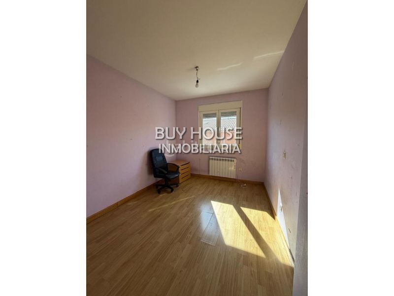 Foto 1f597a50-c39c-4efc-b6a2-ef36f50f3545. Xalet amb aparcament a Recas