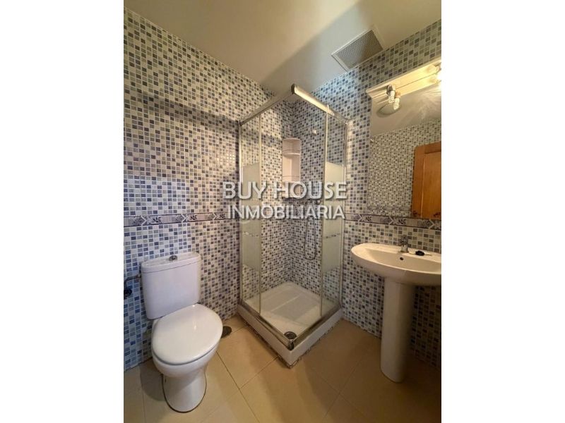 Foto 8357ef7d-4ffe-4859-8dab-bddf70c9bcd3. Xalet amb aparcament a Recas