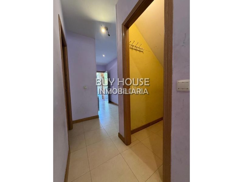Foto b830df3e-0430-409b-975e-3477d93eda74. Xalet amb aparcament a Recas