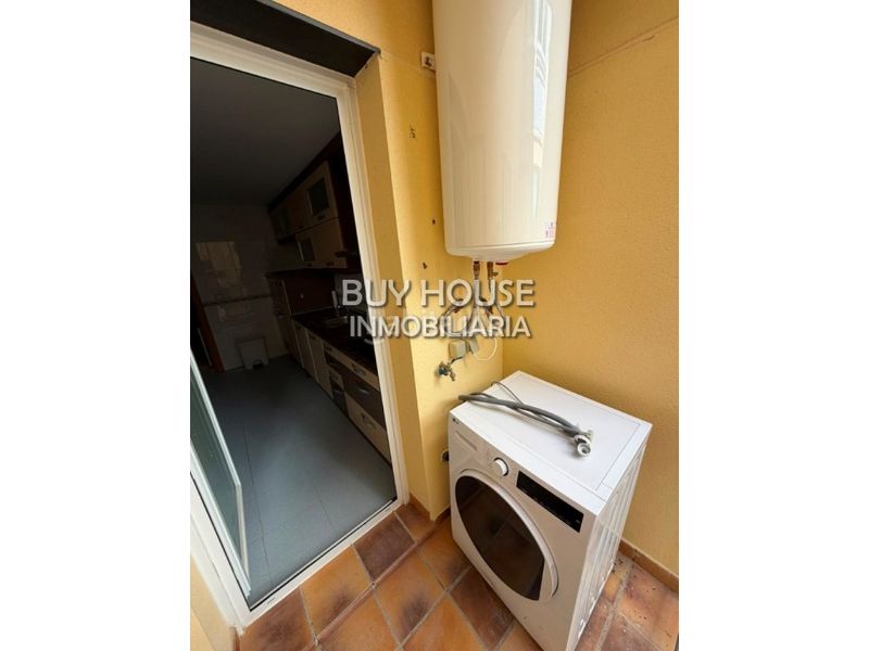 Foto bfbd9ece-4cc4-4ebb-beeb-c260fdedace9. Pis amb aparcament a Ugena