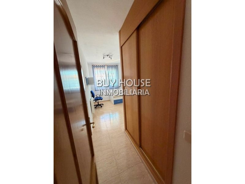 Foto e283ee79-1582-435a-a955-ec1b59d82d5d. Pis amb aparcament a Ugena