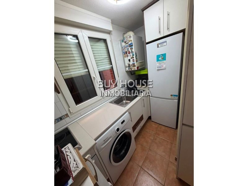 Foto b12307a4-0dbb-4d6f-9ad9-8f5c7b60b539. Pis a Centro Illescas
