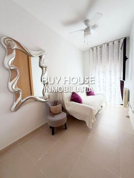 Foto 4919b6fe-cd3a-40e4-b253-7369e7d82152. Pis amb aparcament a Yuncler