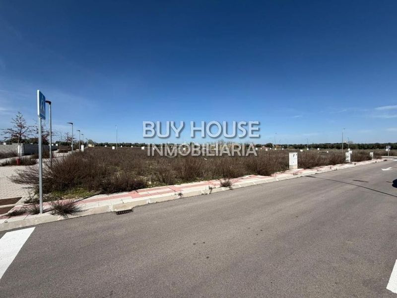 Foto 3fd90ca6-bd45-4585-82d9-5e24e2d32239. Wohngrundstück in calle montemayor 2 in Parque Manuel de Vega-Carretera de Ugena Illescas