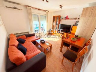 Etagenwohnung in Centro. Piso en pleno centro de illescas con patio! oportunidad! .
