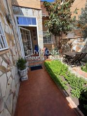 Xalet a Yuncos. Chalet adosado en yuncos  excelente zona residencial