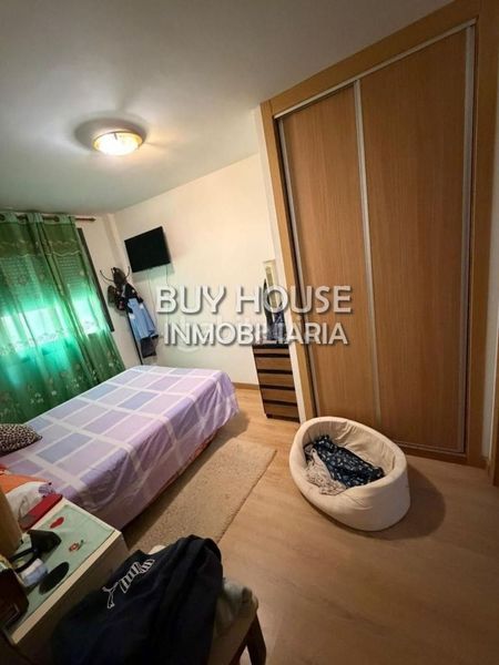 Foto cdc9628e-5d19-4c5b-9de0-ae9c7965764e. Pis amb aparcament a Yuncler