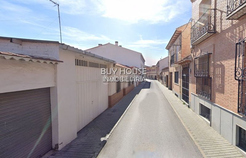 Foto 12dc5b00-2ceb-402a-b06c-6084913f1d73. Casa amb aparcament a Centro Illescas