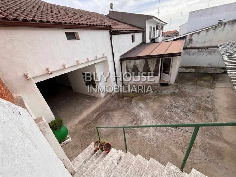Foto 84c82ff9-3bec-4f35-8c97-4d71e800216a. Xalet a Centro Illescas