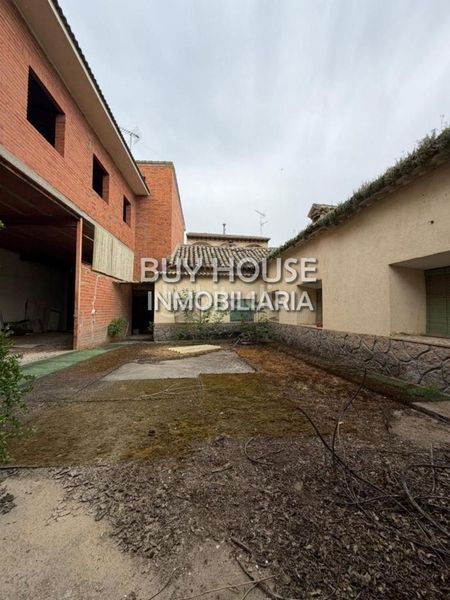 Foto bd99ca15-931a-4ad5-8a82-426d11681b26. Casa amb aparcament a Magán