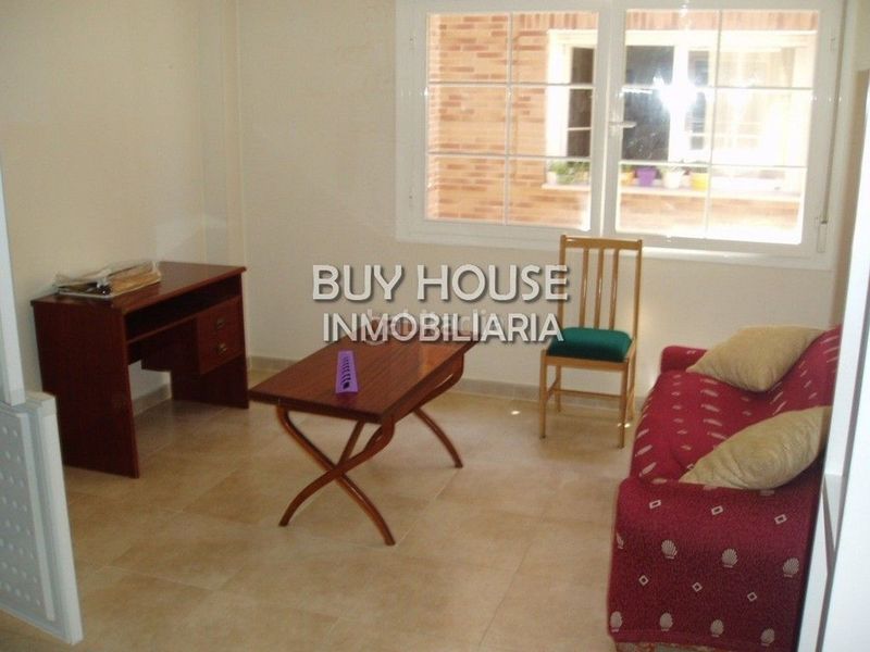 Foto 43c9b080-062f-4447-b33e-068269dd847e. Pis a Yeles