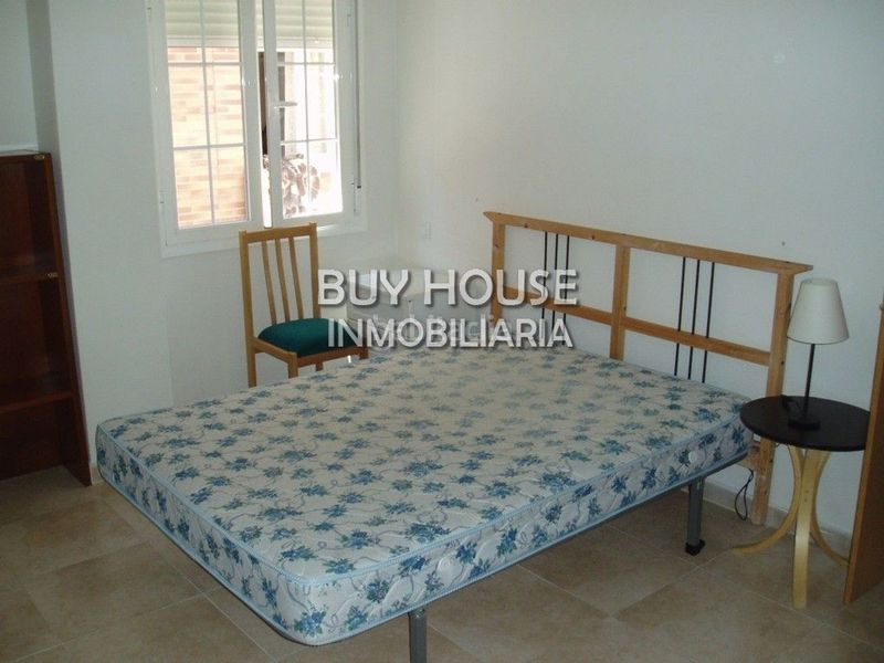 Foto 4b568886-6edd-4e56-a18d-5e7c542e0c26. Pis a Yeles