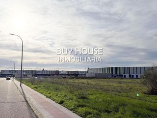 Terreno residenziale  Calle vicente huidobro. 3 parcelas de esquina en el señorío de illescas.
