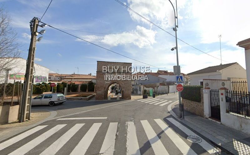 Foto 4543f8ce-515b-41ef-9bd5-5b967fc61641. Xalet amb aparcament a Centro Illescas