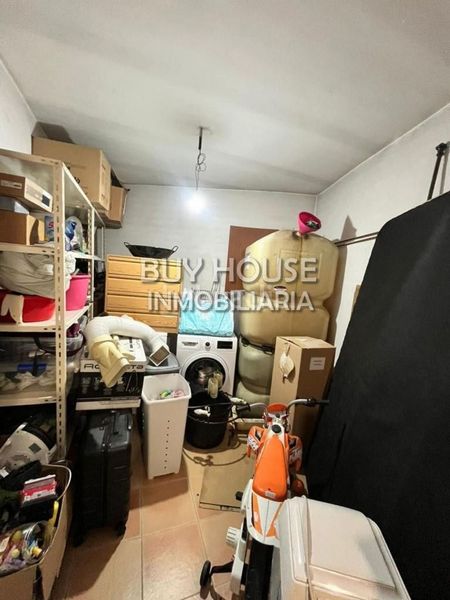 Foto 4df98cd4-8c9a-4dee-a4b3-f62dc34173ac. Xalet amb aparcament a Centro Illescas